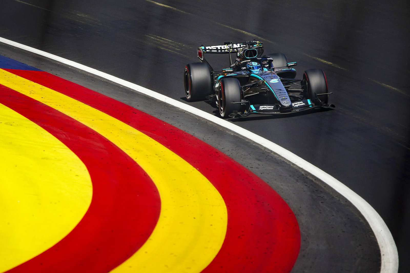 Mercedes reveals timeline and target for long-awaited F1 upgrade