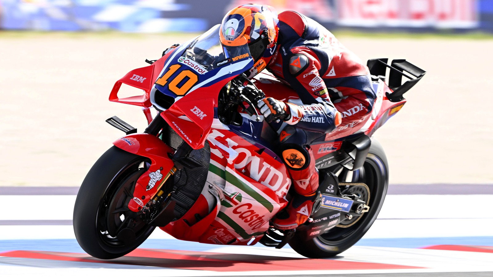 MotoGP rider radio “on a good level” and “interesting for the future” MotoGP rider radio “on a good level” and “interesting for the future”