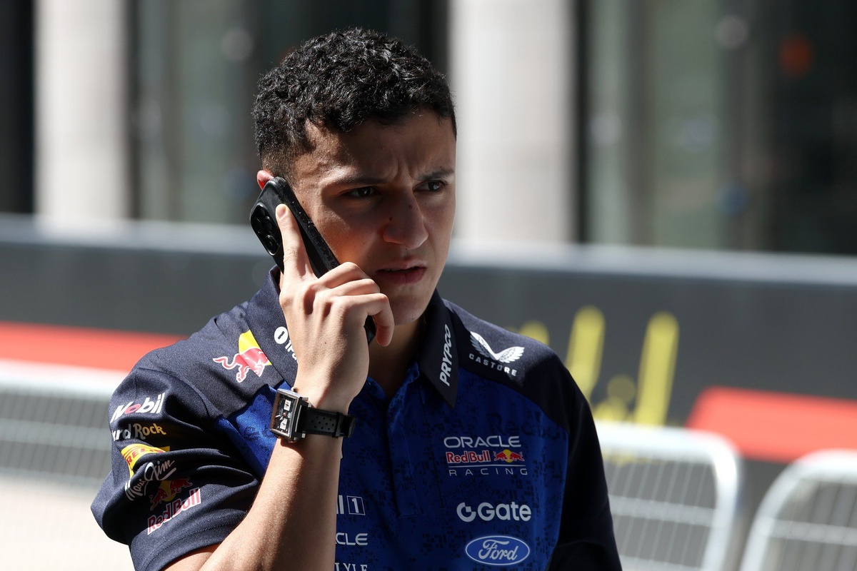 Red Bull: “Hadjar’ın iyileşme sürecinde hiçbir problem yok” Red Bull: “Hadjar’ın iyileşme sürecinde hiçbir problem yok”