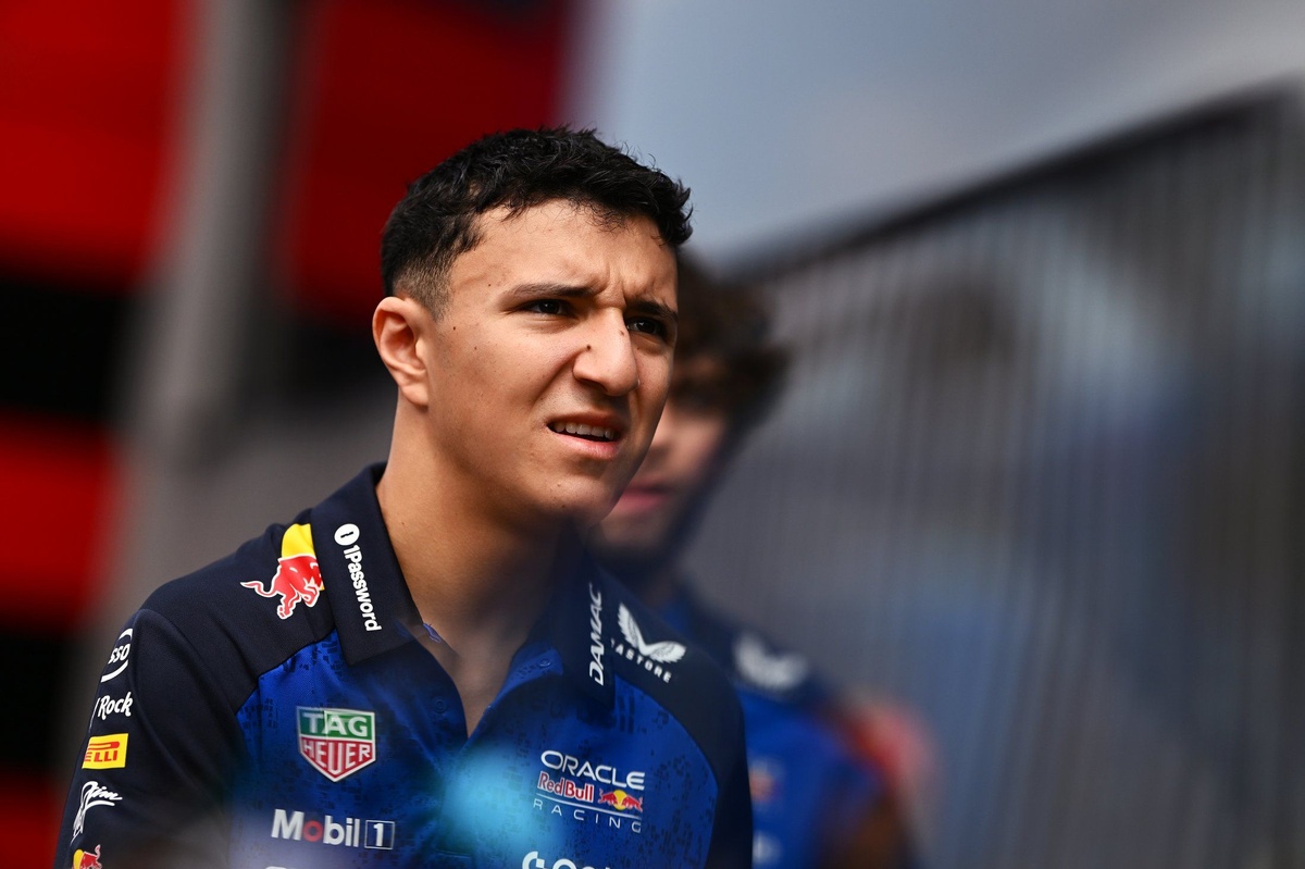 Red Bull doğruladı: Hadjar, İspanya GP’de de yer almayacak!