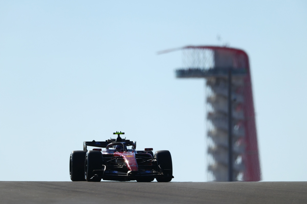 2026 Amerika Yarış 3. antrenman: Son antrenman seansında Hamilton zirvede, Verstappen ikinci! 2026 Amerika Yarış 3. antrenman: Son antrenman seansında Hamilton zirvede, Verstappen ikinci!