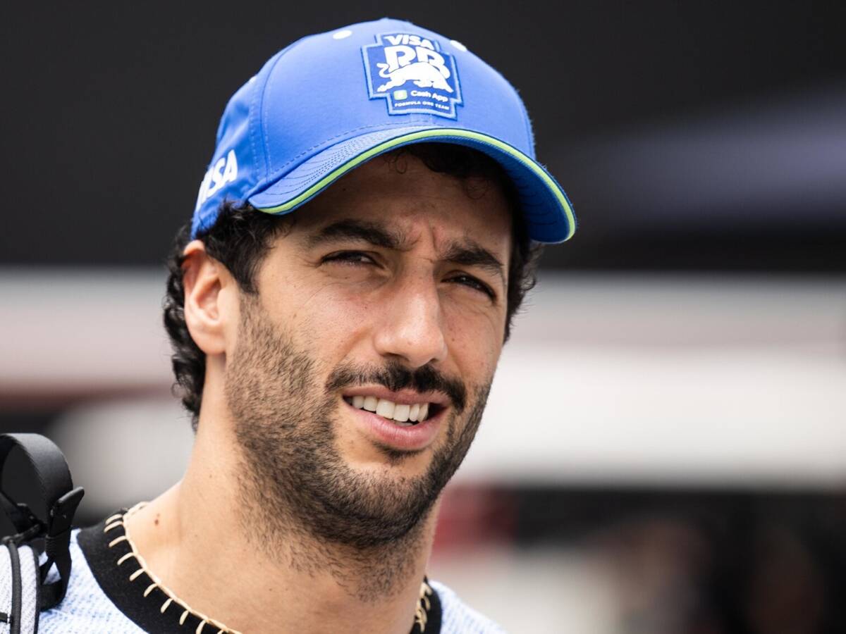 Daniel Ricciardo greift zur Mundharmonika: Fans sind begeistert Daniel Ricciardo greift zur Mundharmonika: Fans sind begeistert
