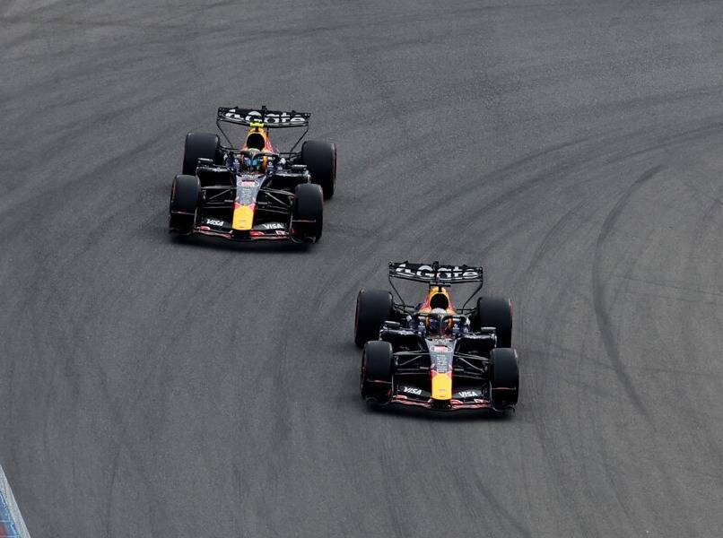 Isack Hadjar: So erklärt er das Funk-Missverständnis mit Verstappen in Austin Isack Hadjar: So erklärt er das Funk-Missverständnis mit Verstappen in Austin