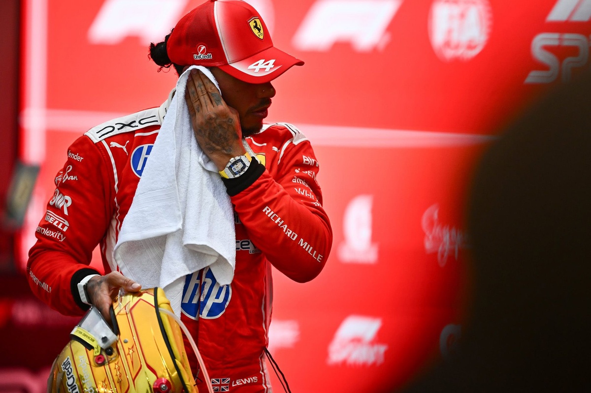 Ferrari’den açıklama: Rahatsızlanan Hamilton, röportajlara katılmayacak Ferrari’den açıklama: Rahatsızlanan Hamilton, röportajlara katılmayacak