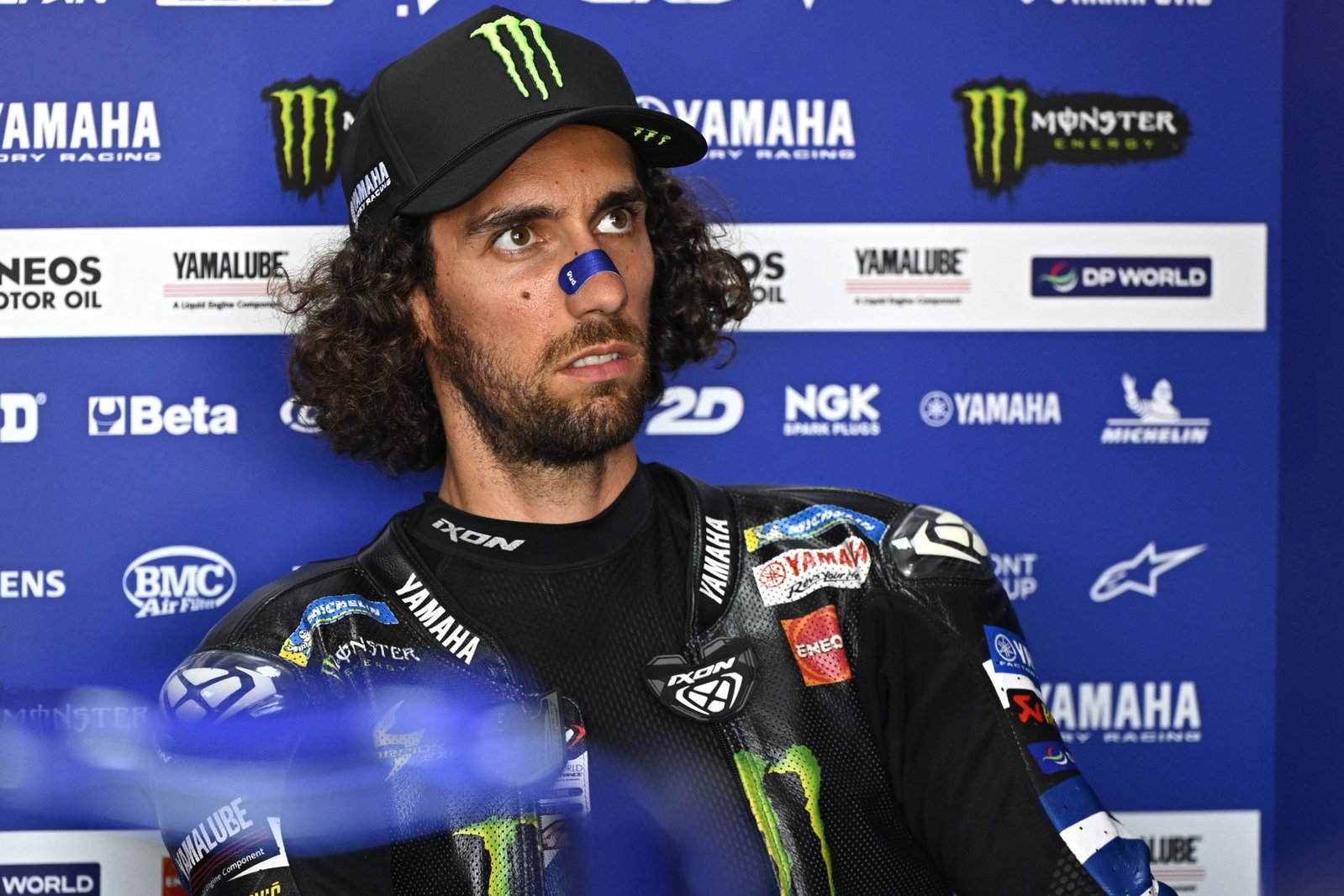 Alex Rins gives Indonesia MotoGP marshal middle finger in heated exchange Alex Rins gives Indonesia MotoGP marshal middle finger in heated exchange