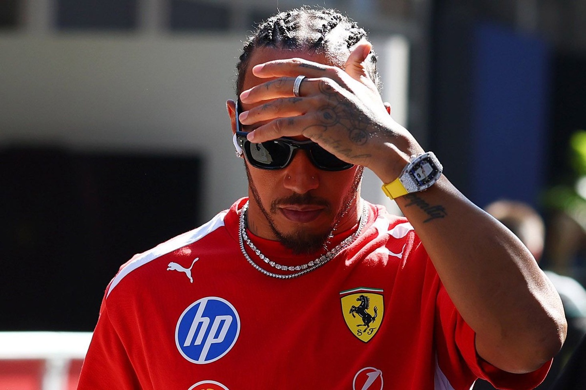 Hamilton: “Rakiplerin sıralama turlarında ne yaptığını hâlâ çözemedim” Hamilton: “Rakiplerin sıralama turlarında ne yaptığını hâlâ çözemedim”