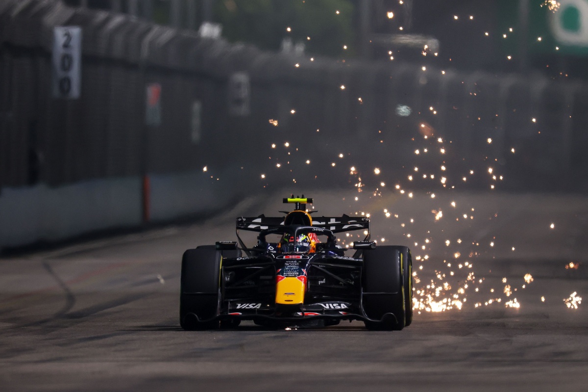 İddia: FIA, 2027 için Red Bull’un kullandığı sidepot tasarımını yasakladı İddia: FIA, 2027 için Red Bull’un kullandığı sidepot tasarımını yasakladı