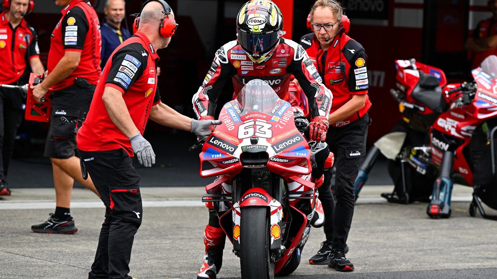 Pecco Bagnaia “likes” new MotoGP Sprint qualifying format, with one exception Pecco Bagnaia “likes” new MotoGP Sprint qualifying format, with one exception