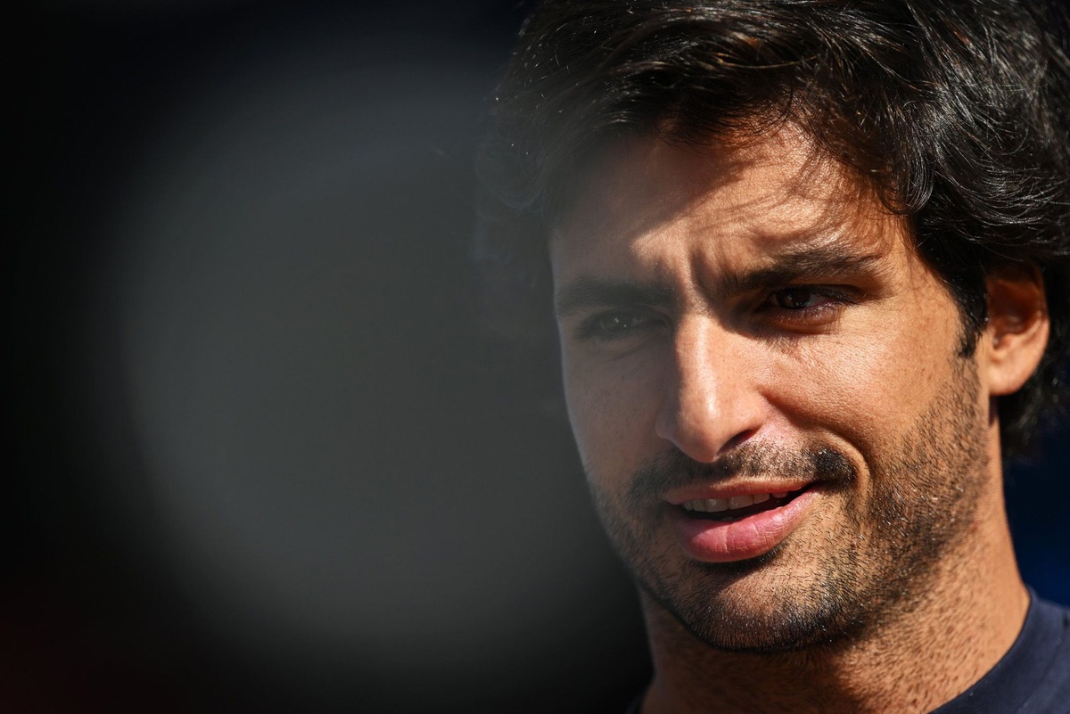 Sainz: “Lastiklerin fazla dayanıklı olması aslında bir sorun”