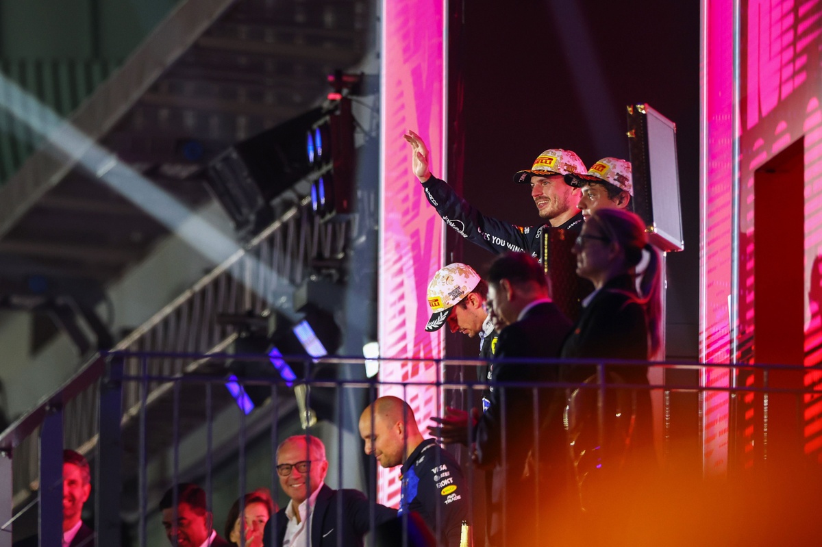 Steiner’dan Red Bull yorumu: “Rakiplerde korkudan ziyade şaşkınlık var” Steiner’dan Red Bull yorumu: “Rakiplerde korkudan ziyade şaşkınlık var”