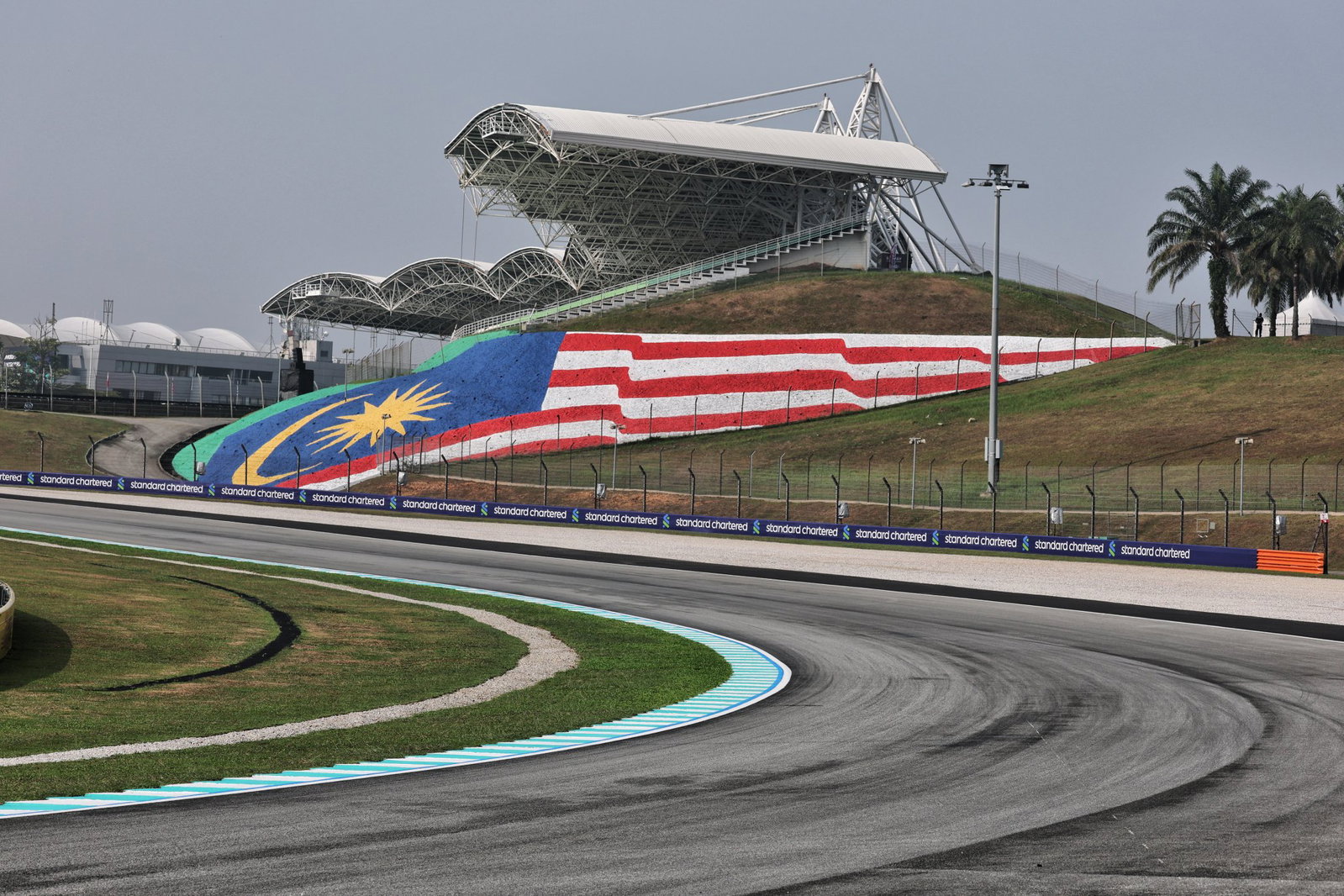 F1 Bahrain Grand Prix in Malaysia LIVE: Friday practice updates F1 Bahrain Grand Prix in Malaysia LIVE: Friday practice updates