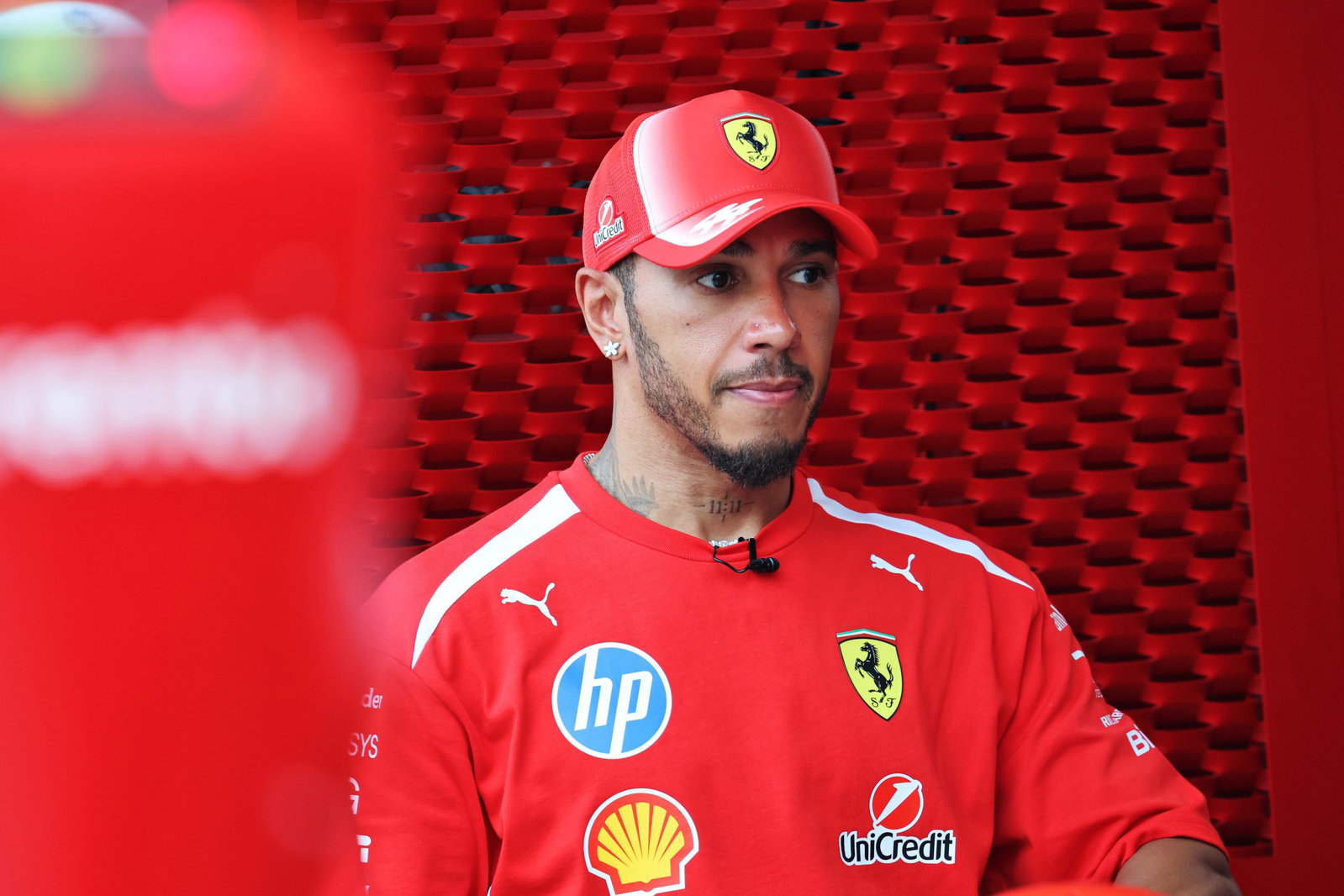 Lewis Hamilton hits back at Ferrari critics after strategy blunder: “McLaren made the same mistake”