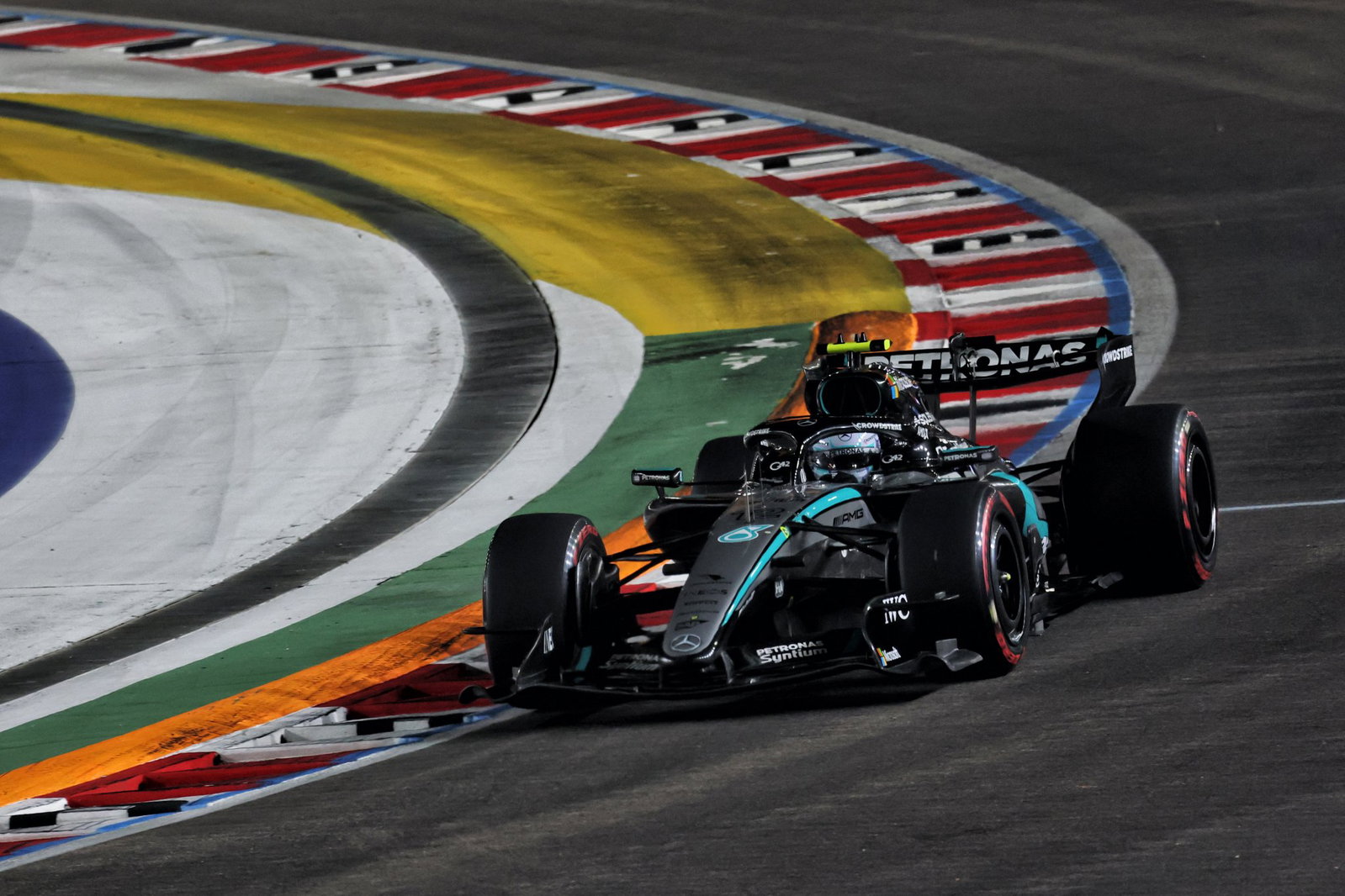 Mercedes offers fresh judgement on upgrade after Singapore GP qualifying Mercedes offers fresh judgement on upgrade after Singapore GP qualifying