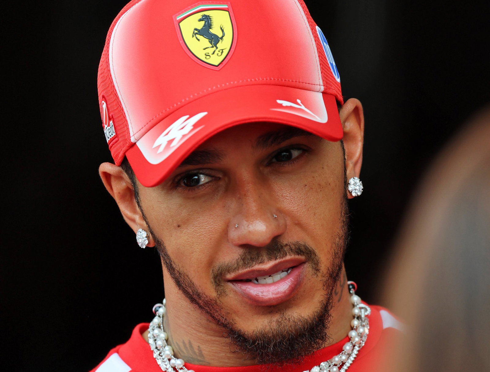 Lewis Hamilton on failed Singapore GP strategy: “A painful lesson”